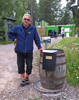 Ulrik Nordin hälsar besökarna varmt välkomna.